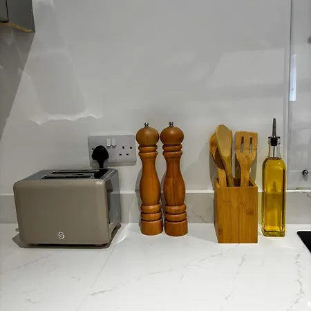 The Urban Hub - Leeds, Close To Station Apartman Leeds