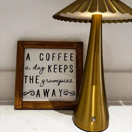 The Urban Hub - Leeds, Close To Station