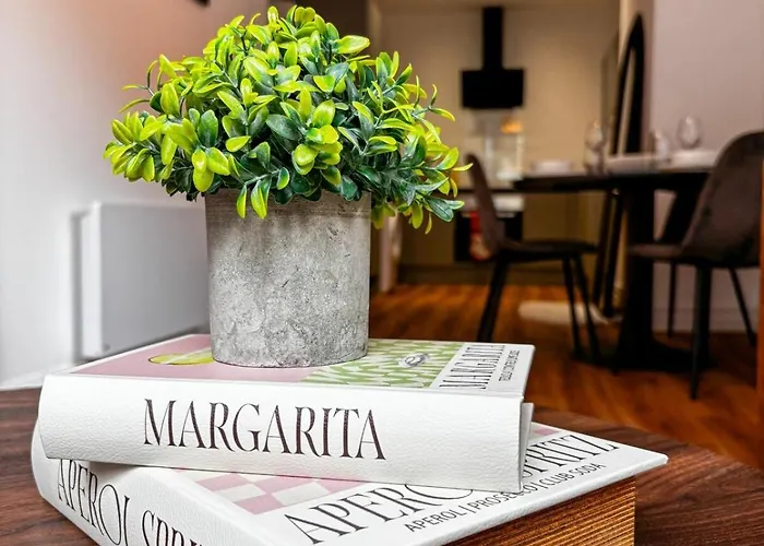 The Urban Hub - Leeds, Close To Station Апартаменты *