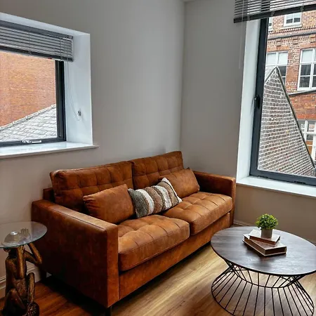 The Urban Hub - Leeds, Close To Station Апартаменти